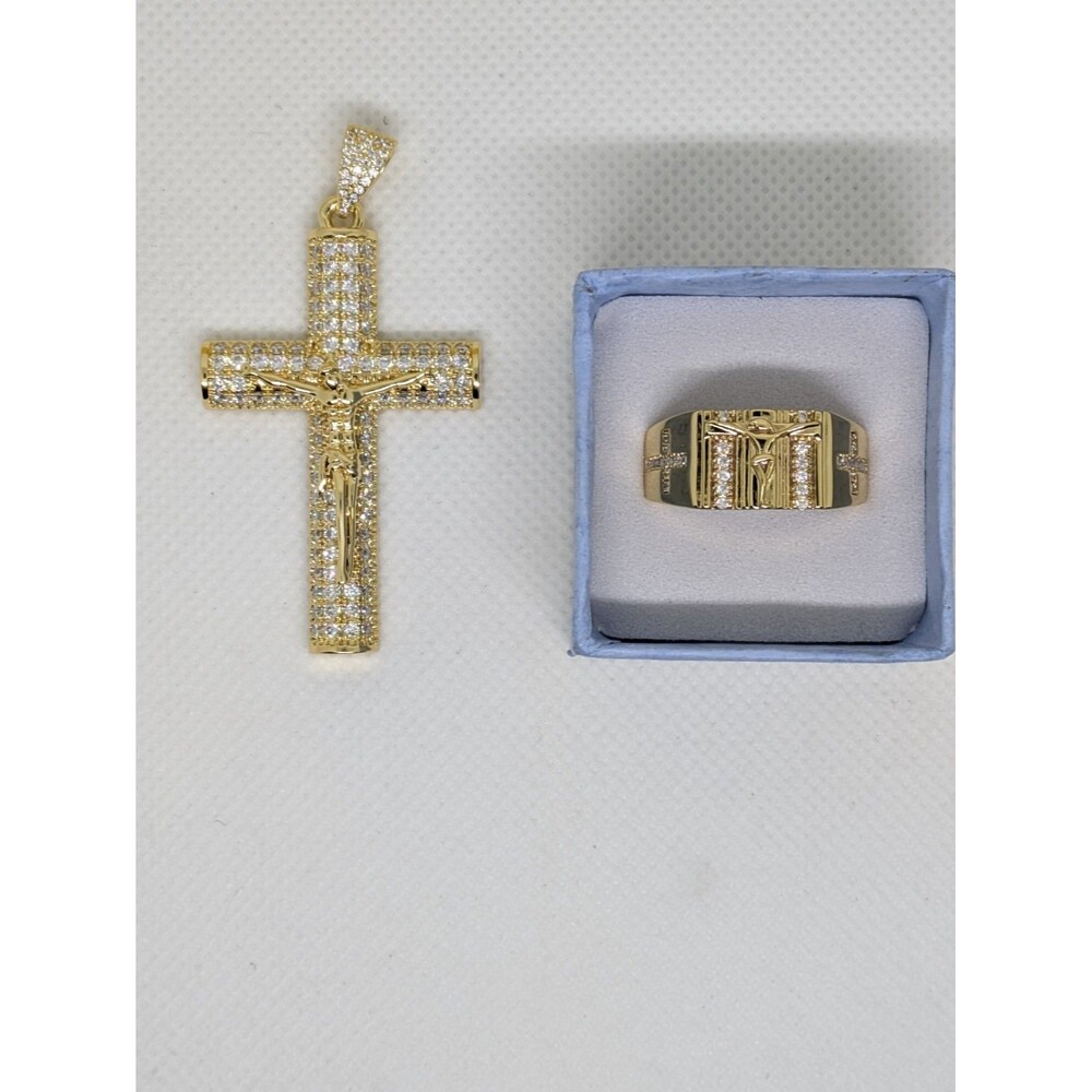 Mens Moissanite Gold Cross Set. 2.32ctw Pendant W/ 23in Cuban Chain, 0.24ct Ring